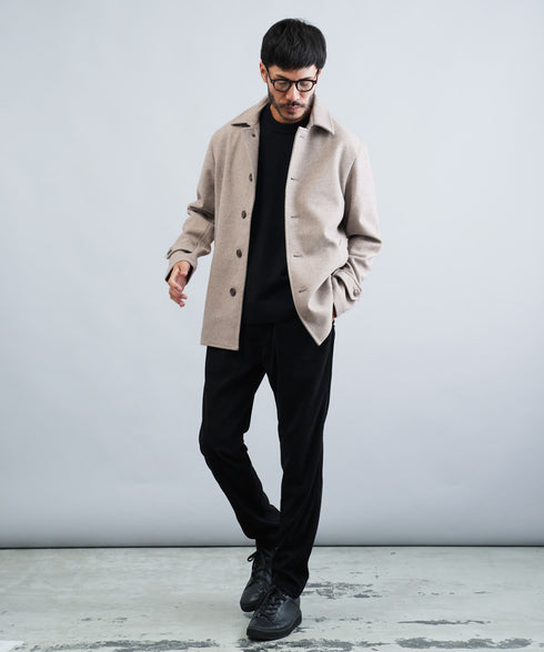 グレージュ MODEL : GO 180cm 66kg Lsize